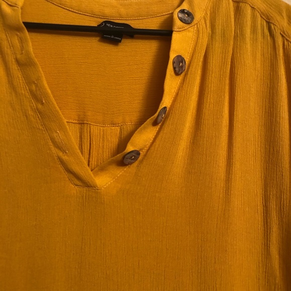 New Directions Roll Tab w/ Shell Buttons Sz Large - Picture 5 of 9